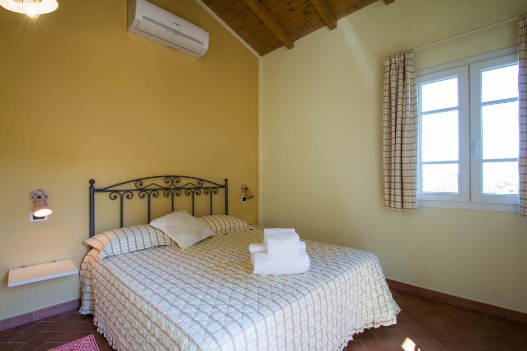 Agriturismo Ada Musso Ss Diano Borello Kamer foto
