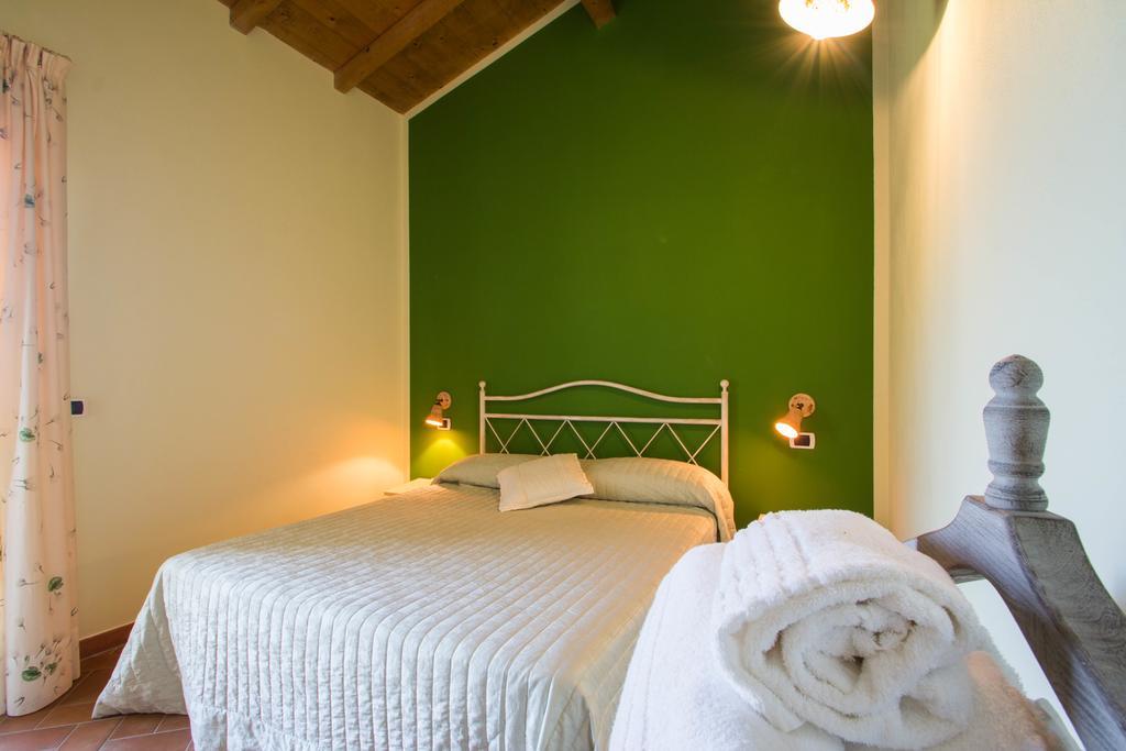 Agriturismo Ada Musso Ss Diano Borello Kamer foto